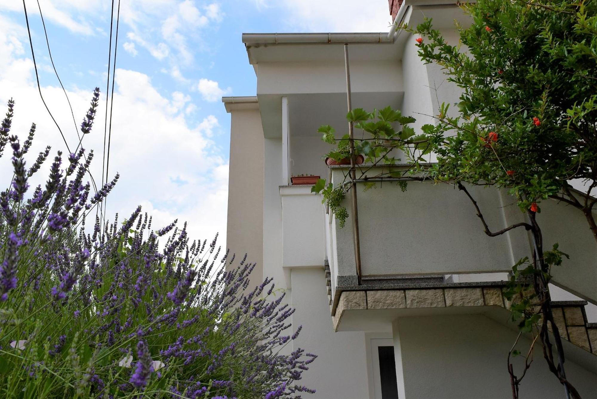 Sunnyy Beacch Apartments Banjol Δωμάτιο φωτογραφία